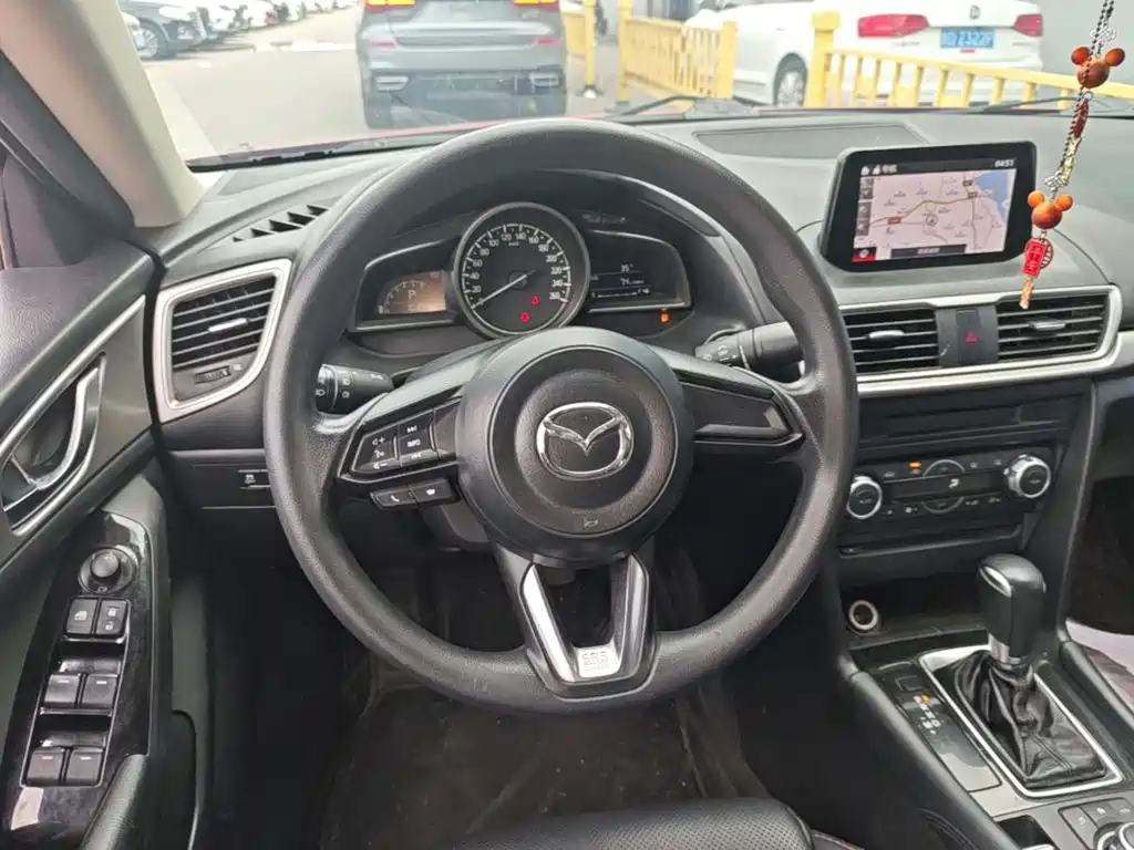 Mazda 3 Angkesela 2019 — фото 11