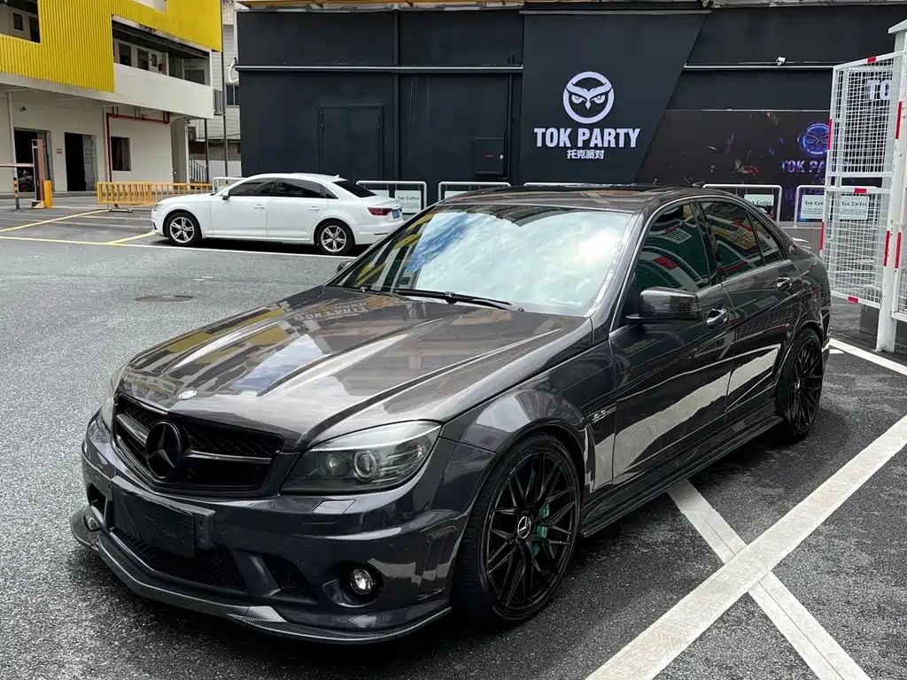 Mercedes-Benz C-Class AMG 2010