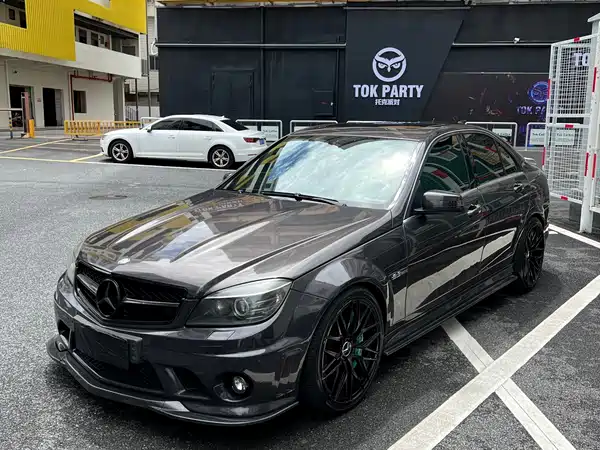 Mercedes-Benz C-Class AMG 2010