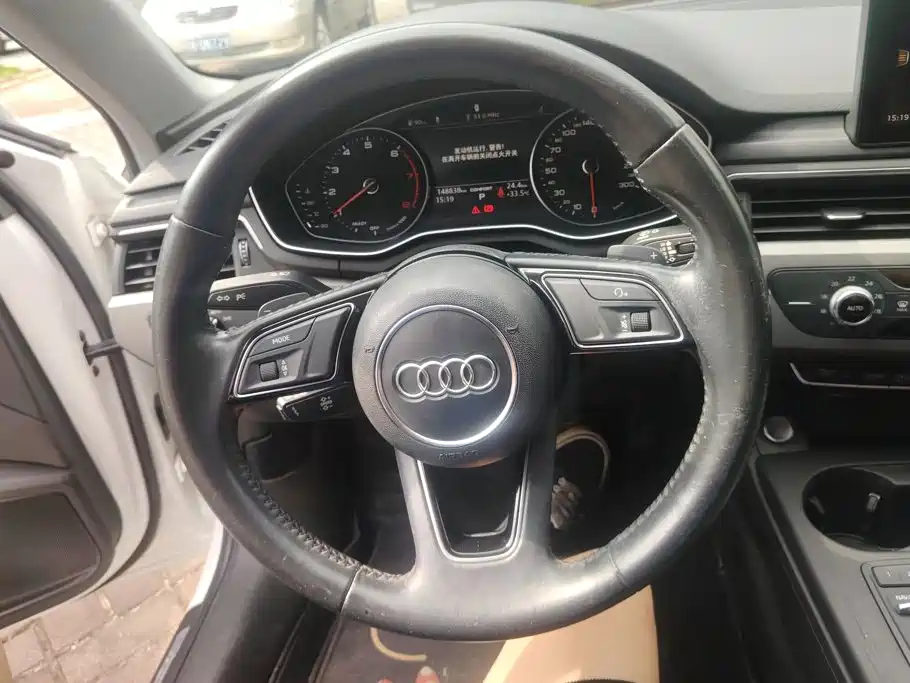 Audi A4L 2018 — фото 15