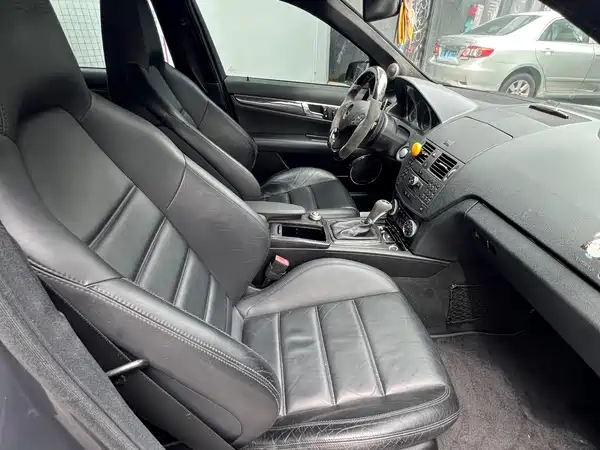 Mercedes-Benz C-Class AMG 2010