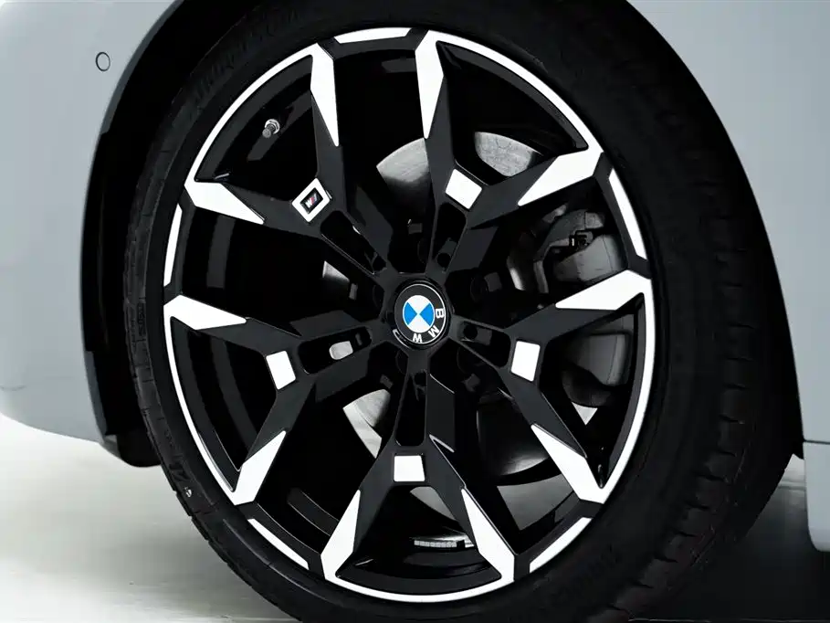 BMW 4 Series 2025 — фото 6