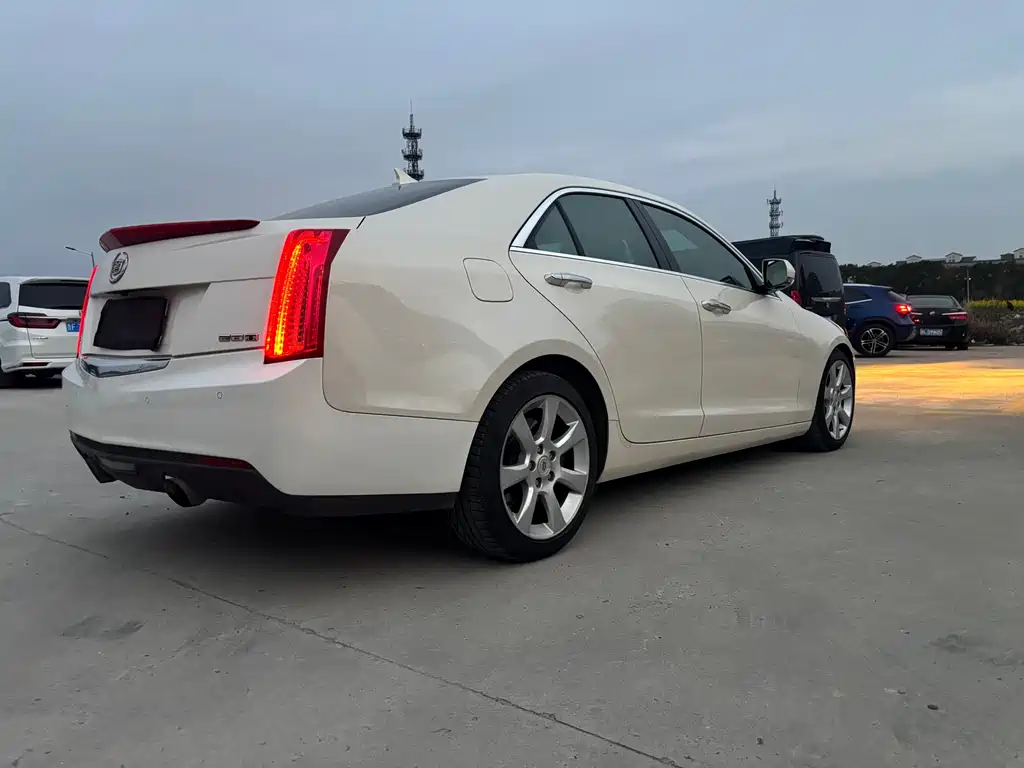 Cadillac ATS 2015 — фото 8