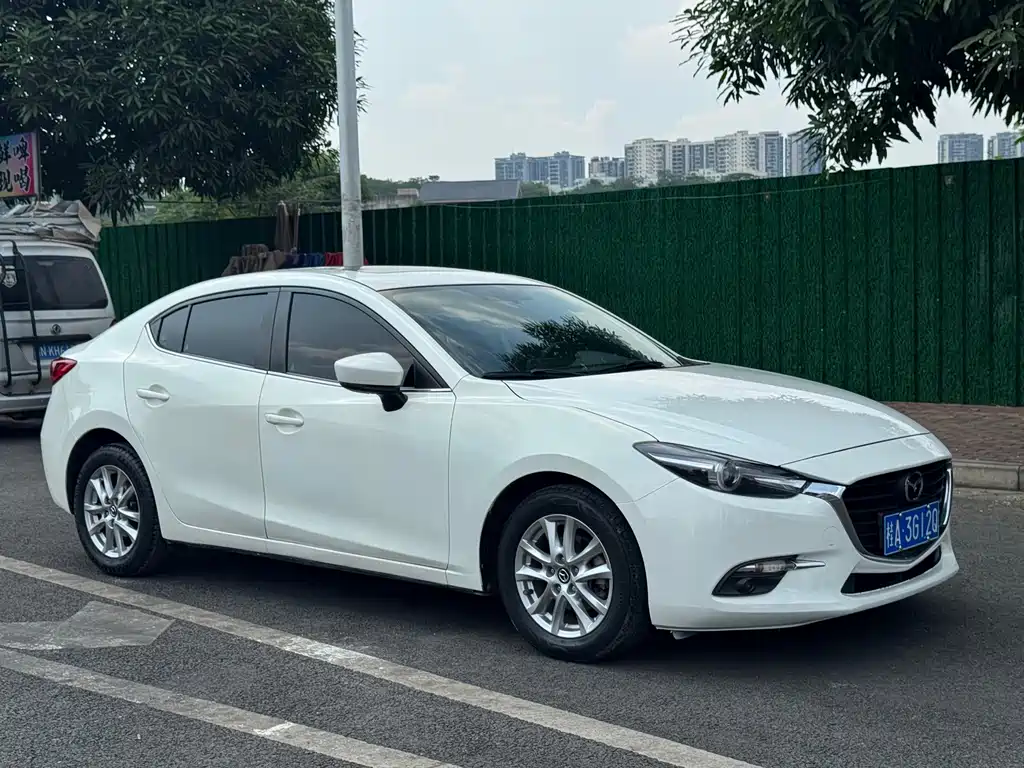 Mazda 3 Angkesela 2017