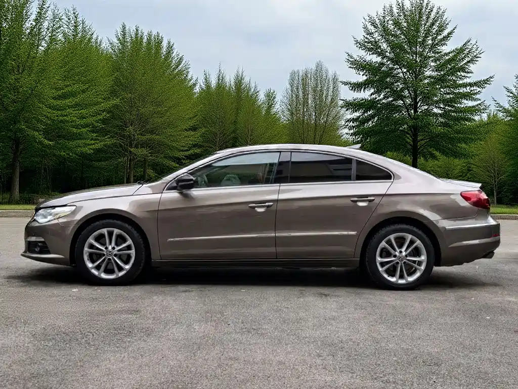 Volkswagen CC 2011
