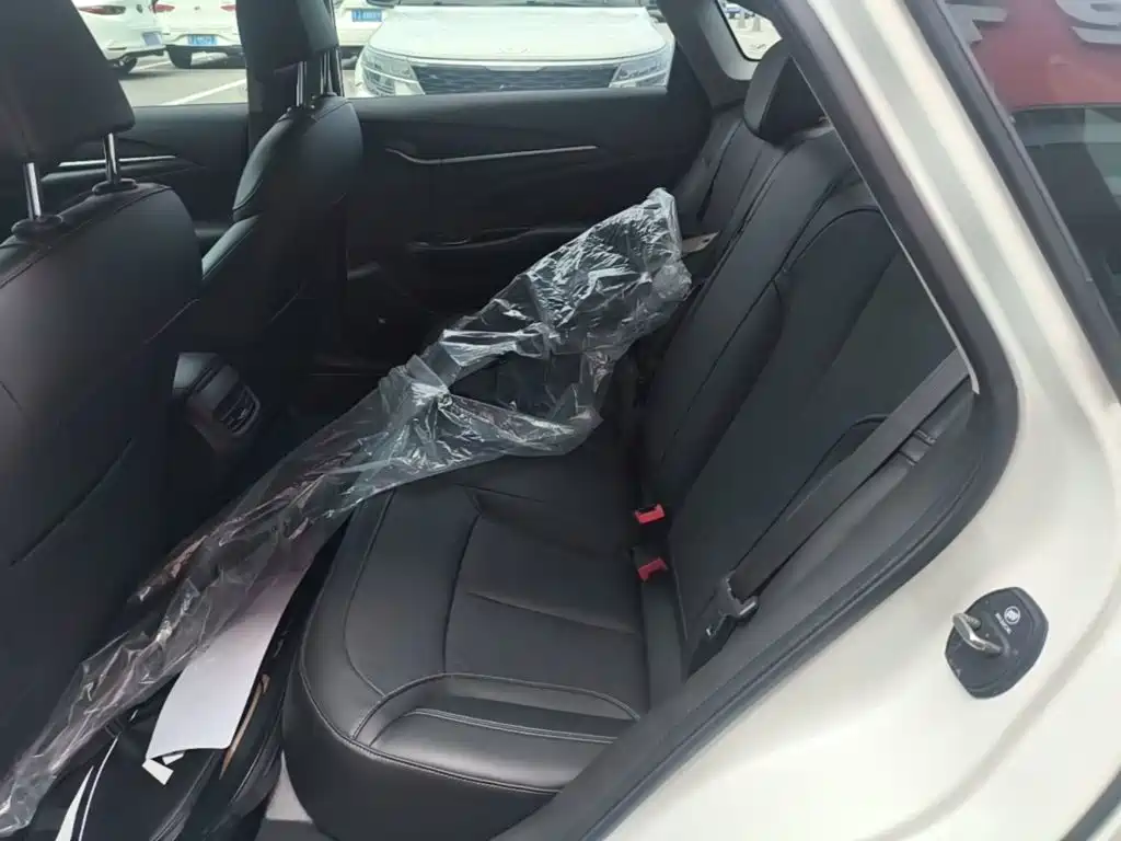 Buick Excelle GT 2019 — фото 17