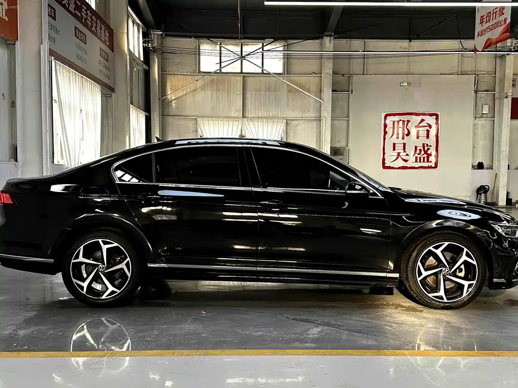 Volkswagen Magotan 2023