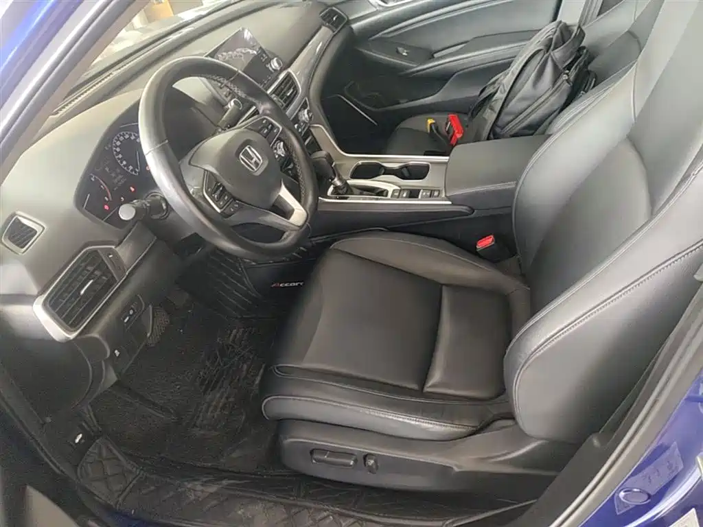 Honda Accord 2019 — фото 15