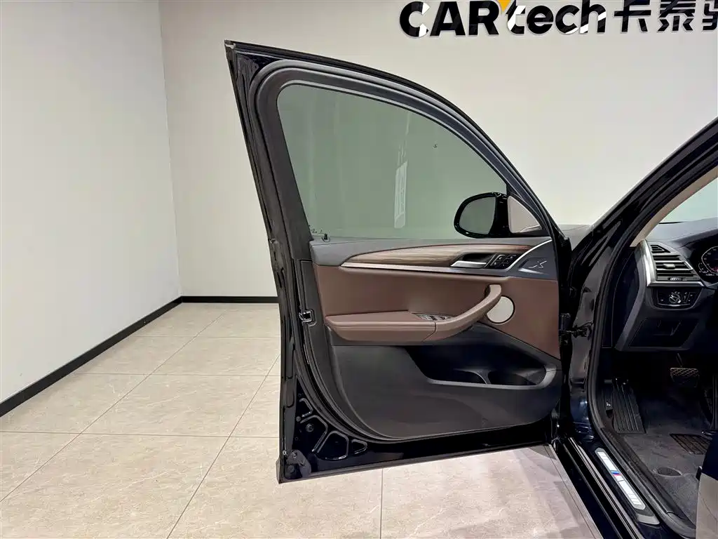 BMW X3 2023 — фото 17