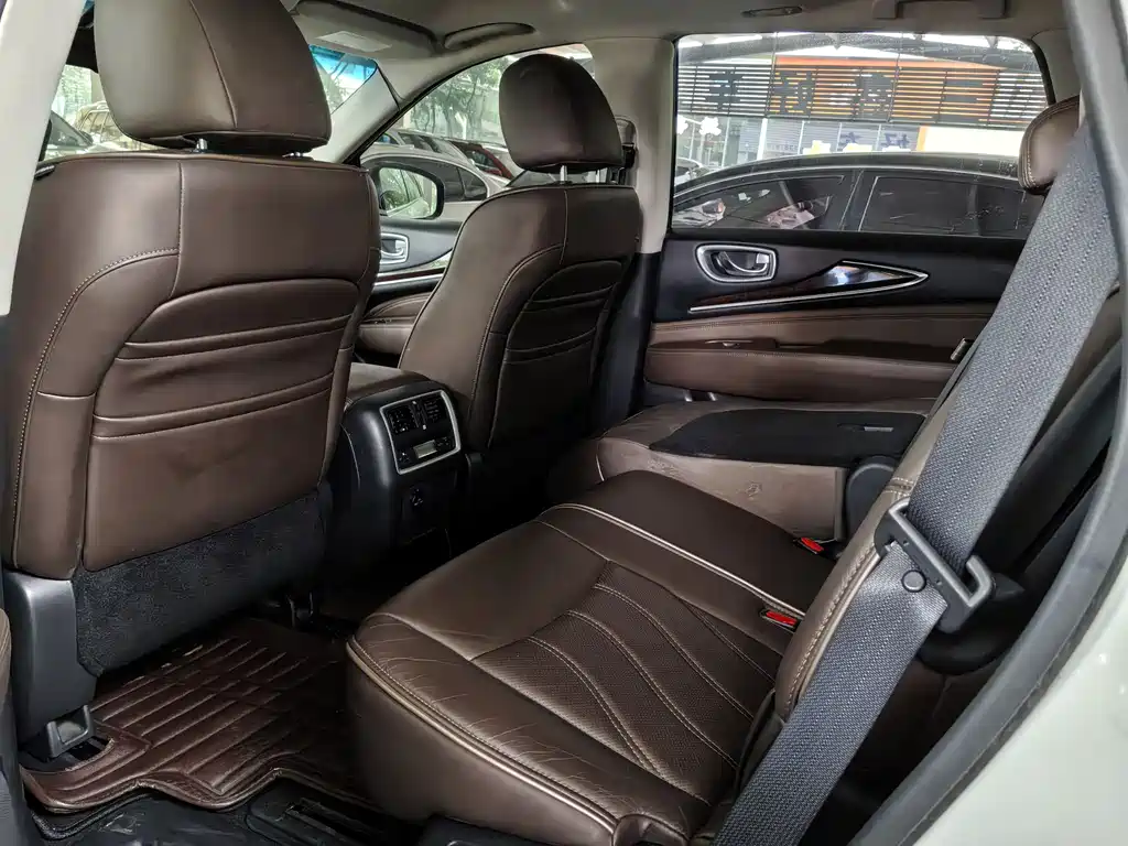 Infiniti QX60 2015 — фото 6