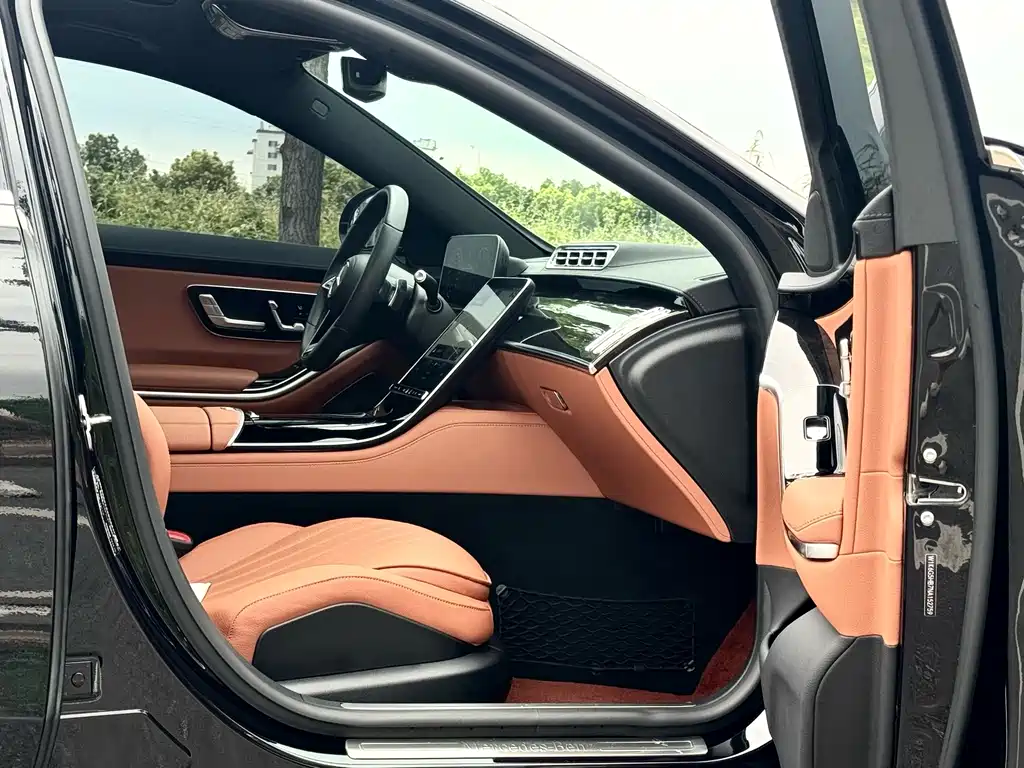 Mercedes-Benz S-Class 2023 — фото 12