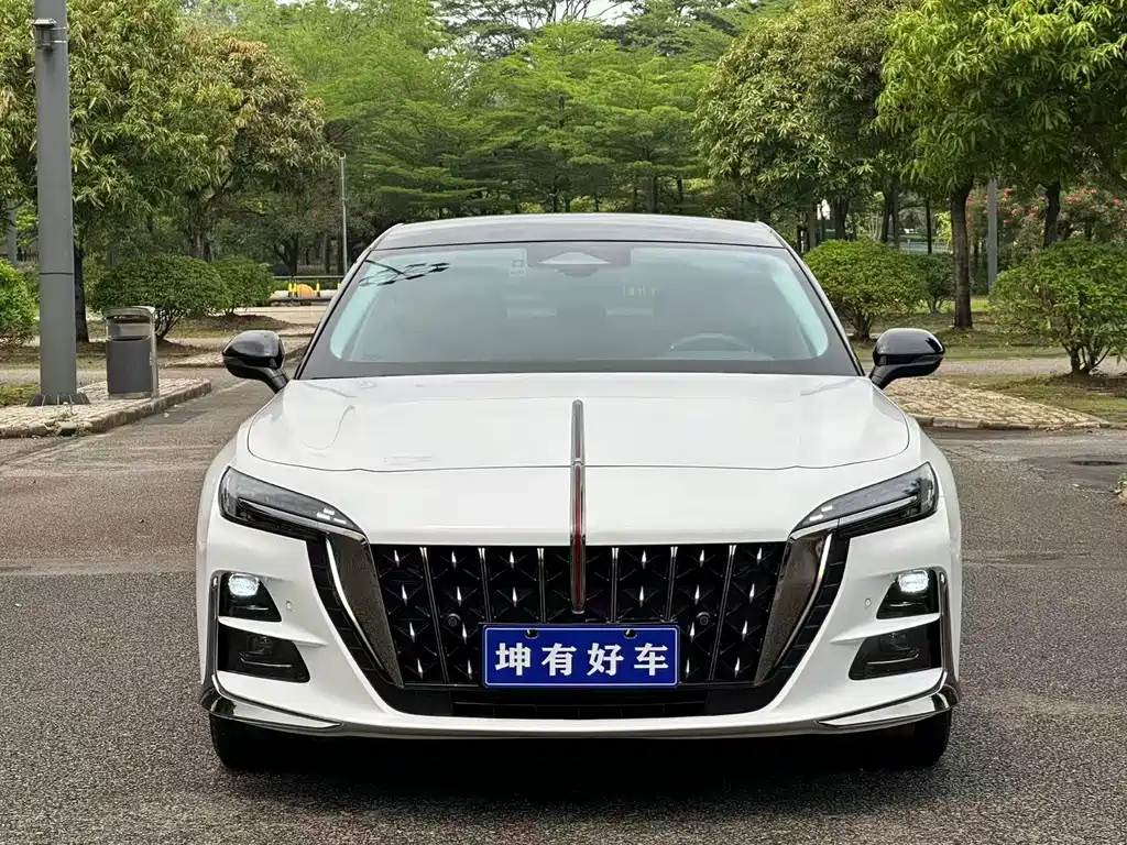 Hongqi H6 2023 — фото 2