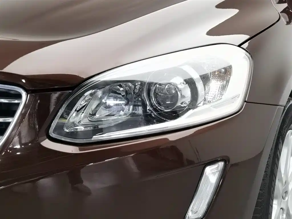 Volvo XC60 2016 — фото 7