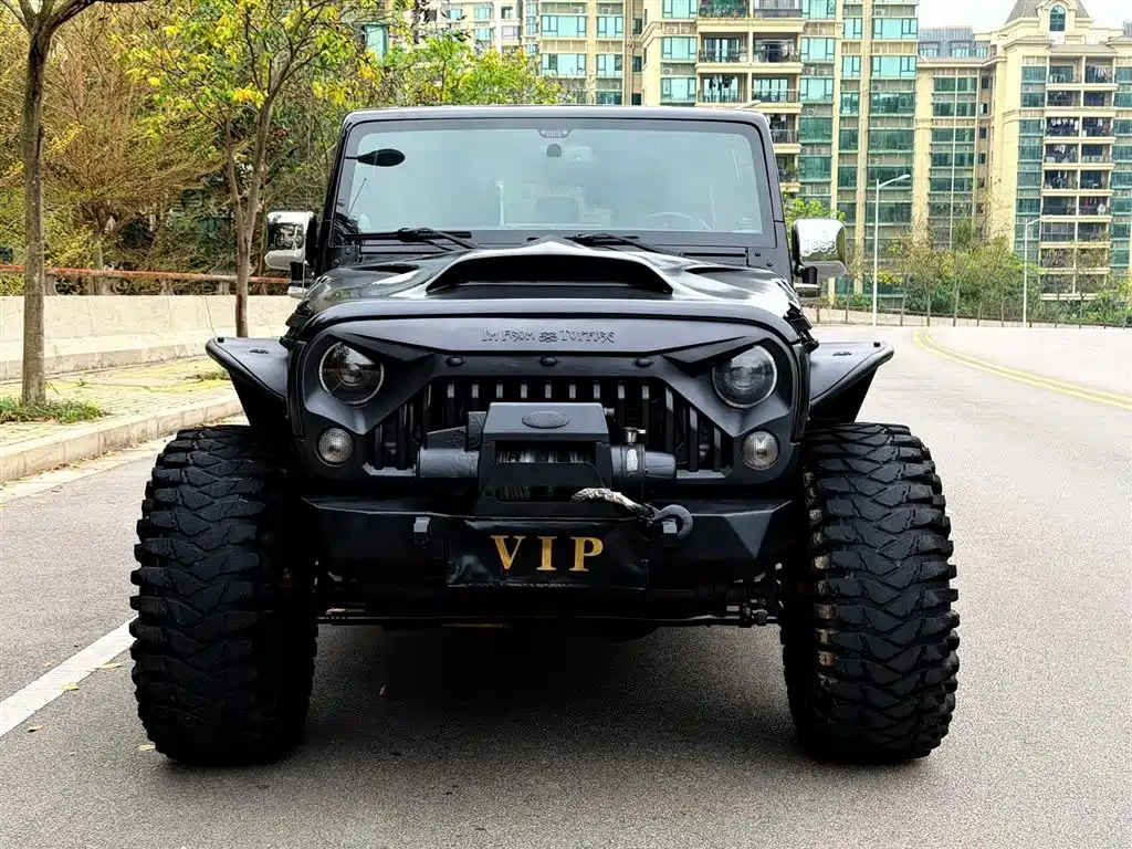 Jeep Wrangler 2015 — фото 2