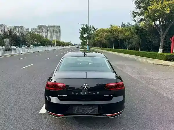 Volkswagen Magotan 2021