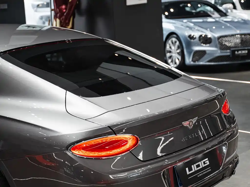 Bentley Continental 2020 — фото 13
