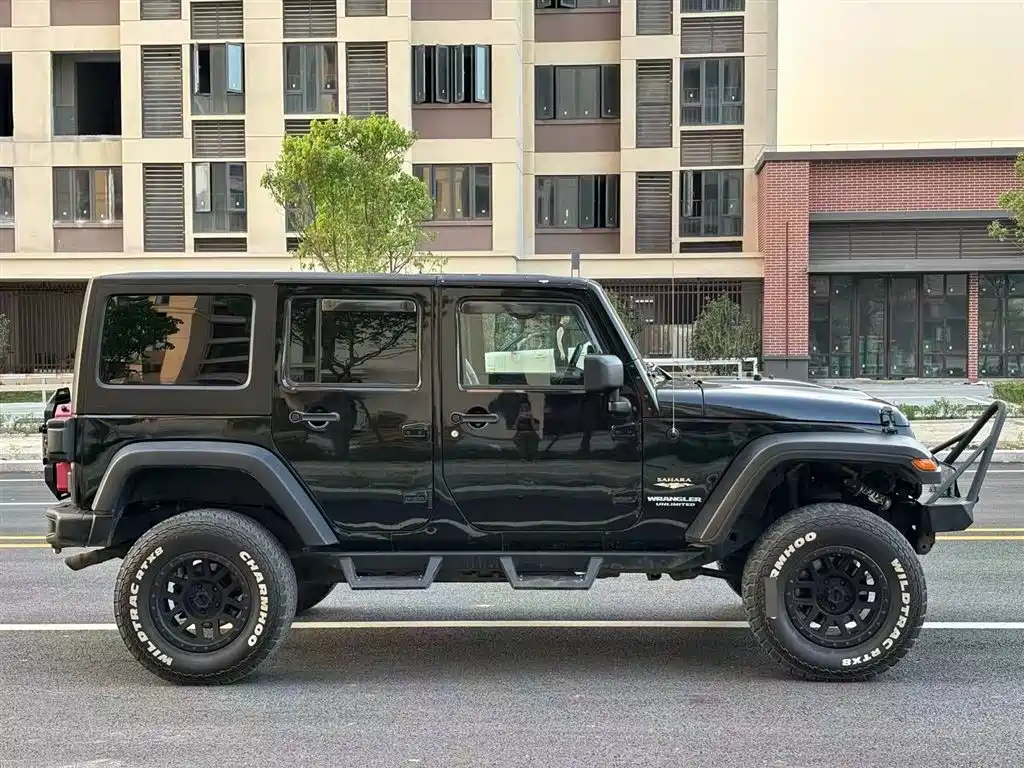 Jeep Wrangler 2013 — фото 4