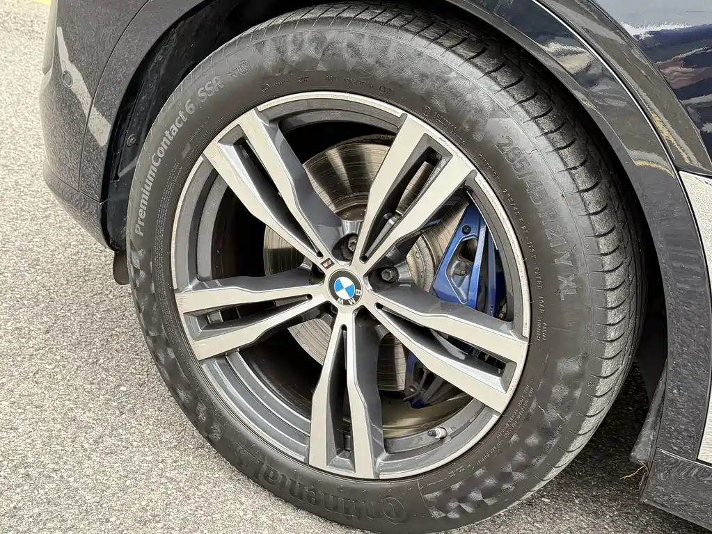 BMW X7 2024 — фото 17