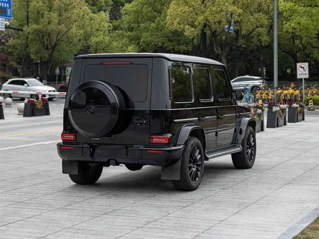 Mercedes-Benz G-Class 2023 — фото 4