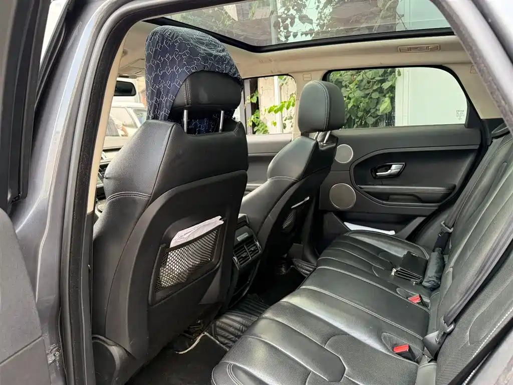 Land Rover Evoque 2015 — фото 9