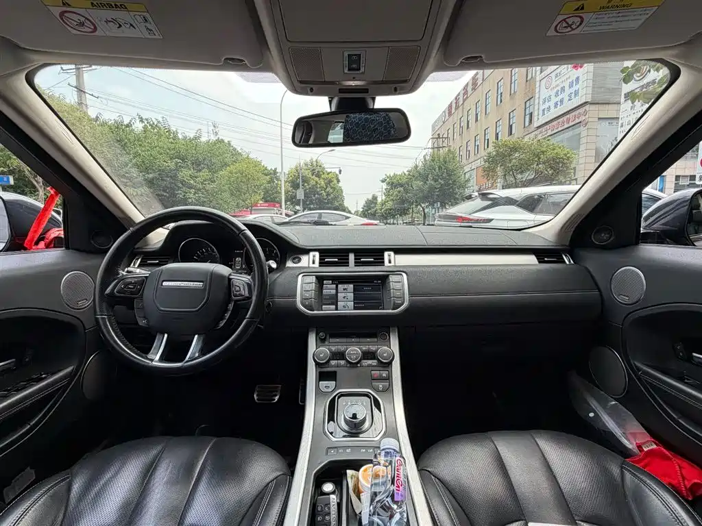 Land Rover Evoque 2015 — фото 11