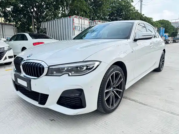 BMW 3 Series 2022