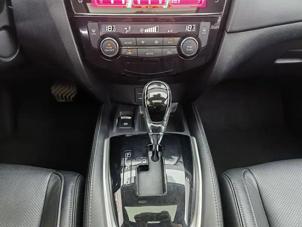 Nissan X-Trail 2021 — фото 13