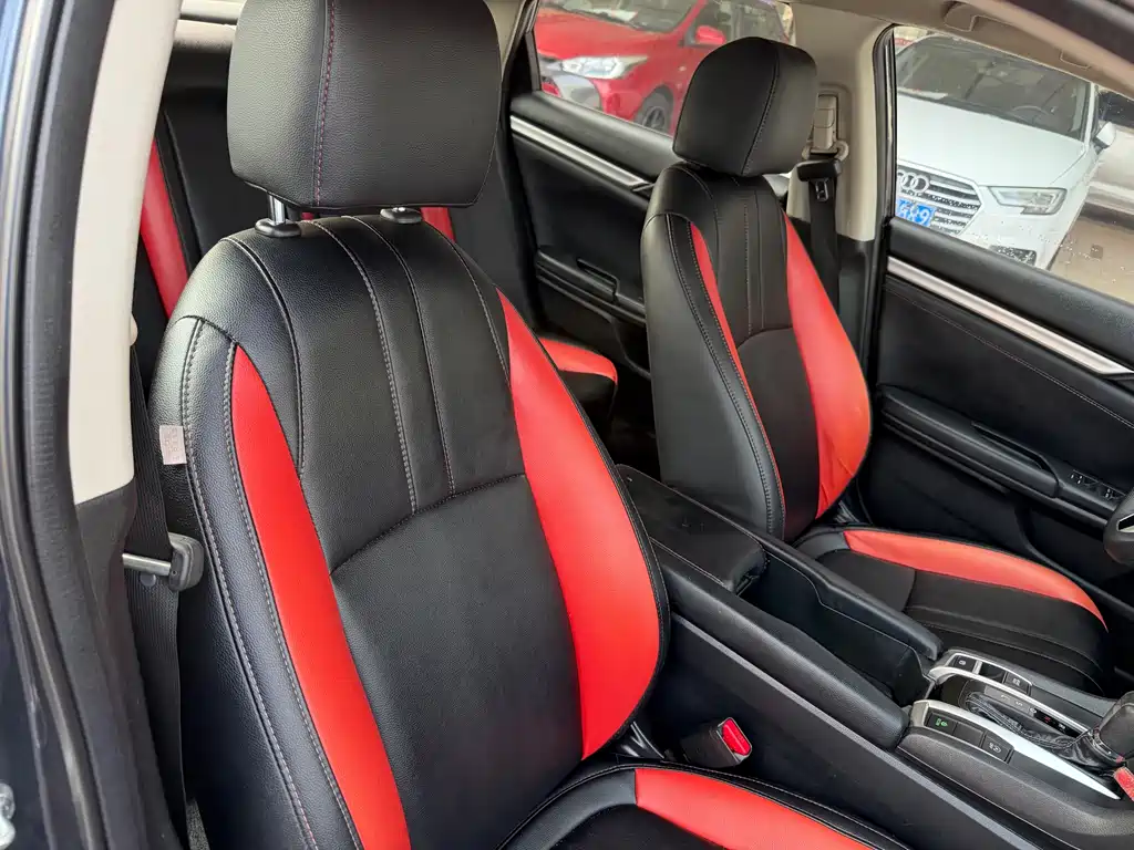 Honda Civic 2020 — фото 13