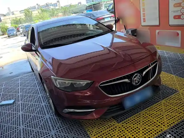 Buick Regal 2018