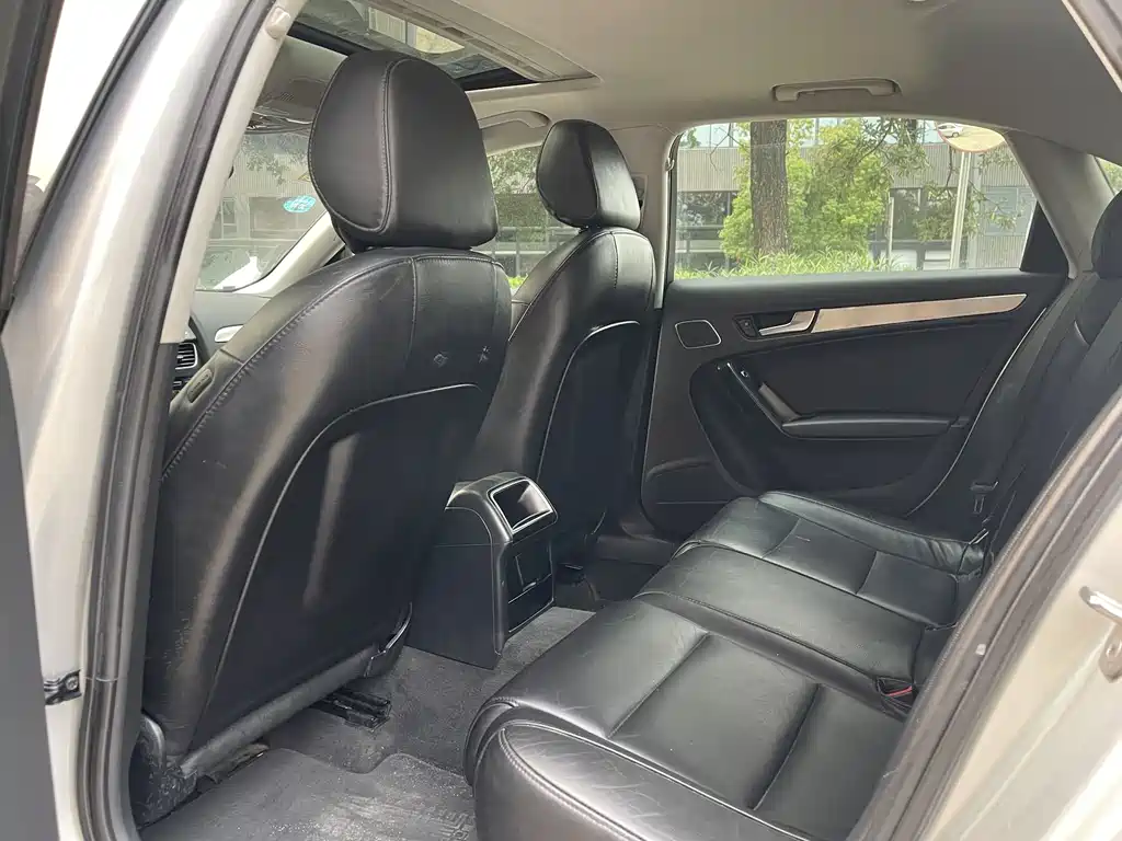 Audi A4L 2014