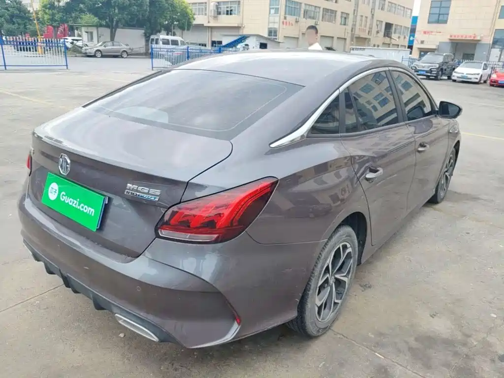MG MG5 2022