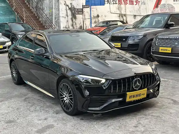 Mercedes-Benz C-Class 2024