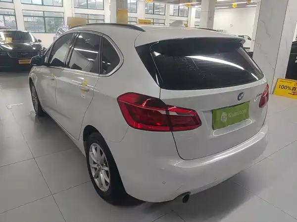 BMW 2 Series Station Wagon 2018