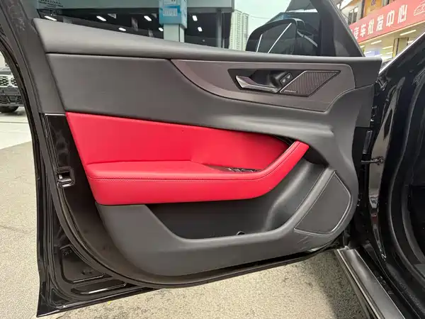 Jaguar XEL 2024