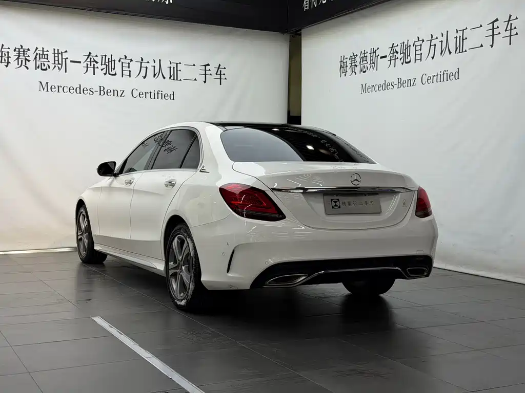 Mercedes-Benz C-Class 2019 — фото 10