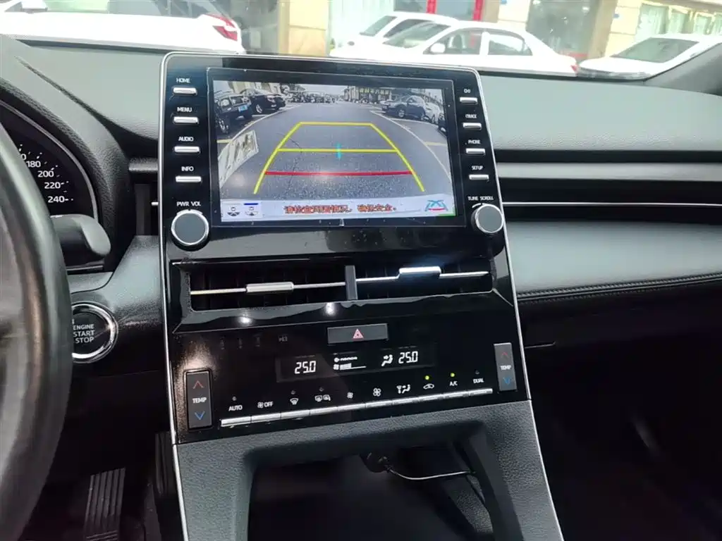 Toyota Avalon 2020 — фото 13