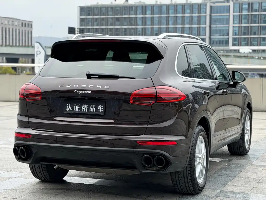 Porsche Cayenne 2017 — фото 5