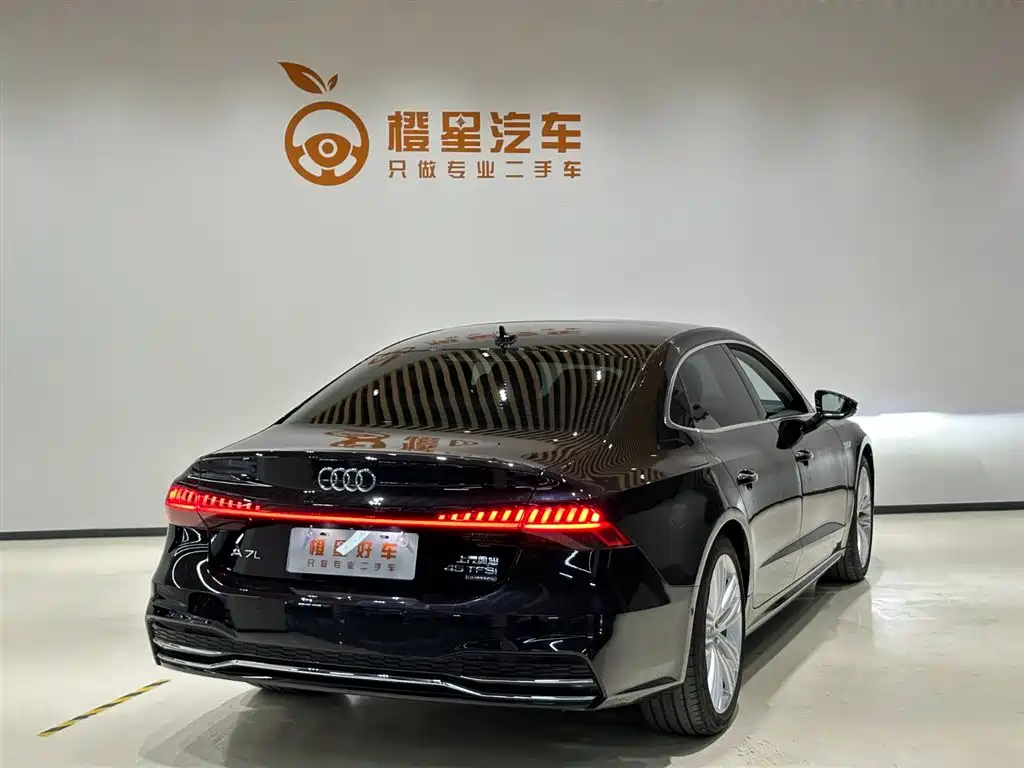 Audi A7L 2025