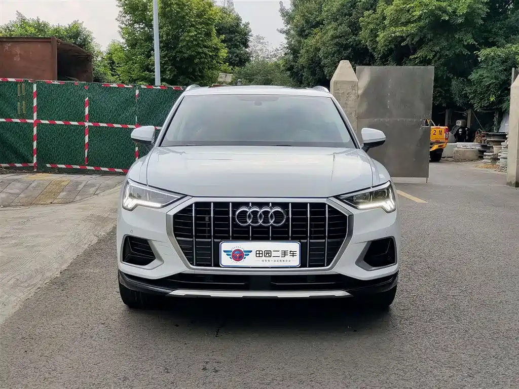 Audi Q3 2021