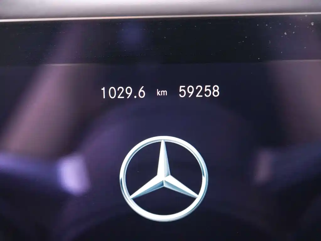 Mercedes-Benz E-Class 2020 — фото 13