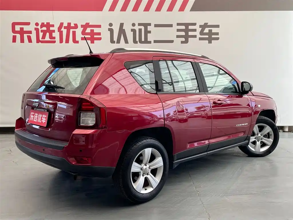 Jeep Compass 2014 — фото 5