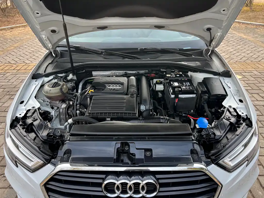 Audi A3 2019 — фото 19