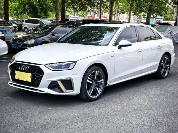 Audi A4L 2021