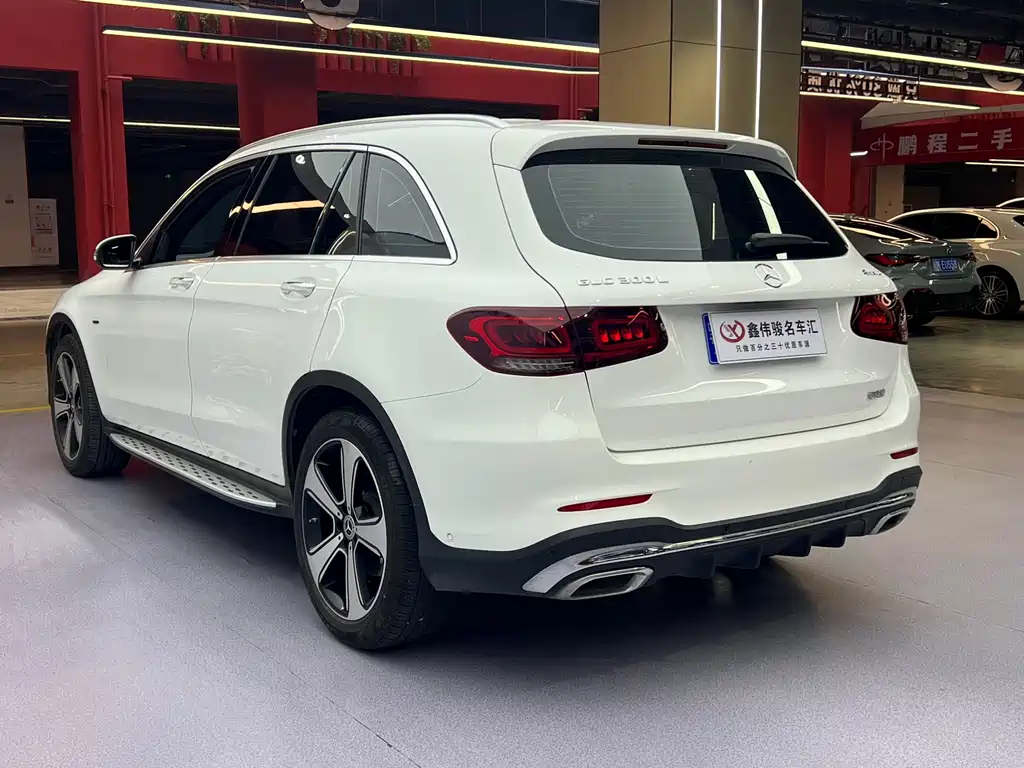 Mercedes-Benz GLC 2022 — фото 15