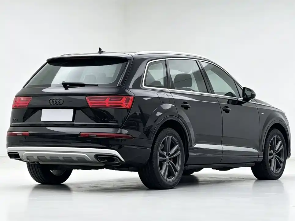 Audi Q7 2016