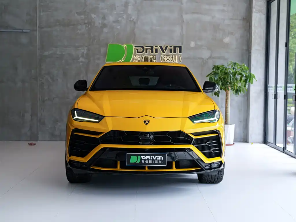 Lamborghini Urus 2019 — фото 3