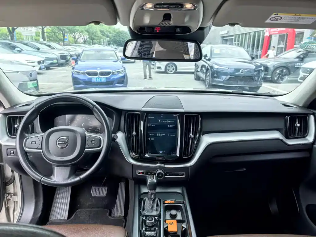 Volvo XC60 2019