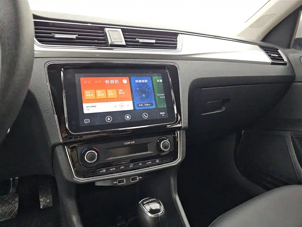 Skoda Rapid 2022 — фото 10