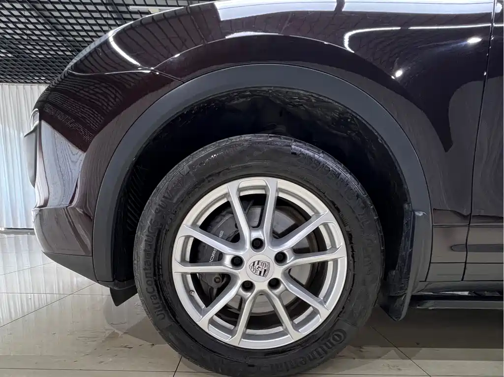 Porsche Cayenne 2015 — фото 22