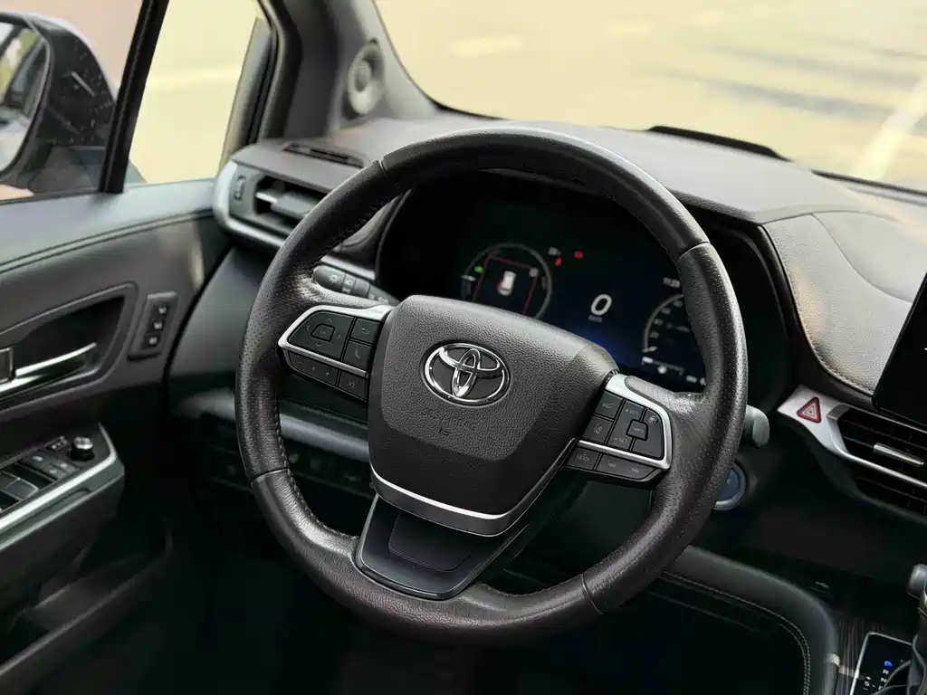 Toyota Sienna 2022